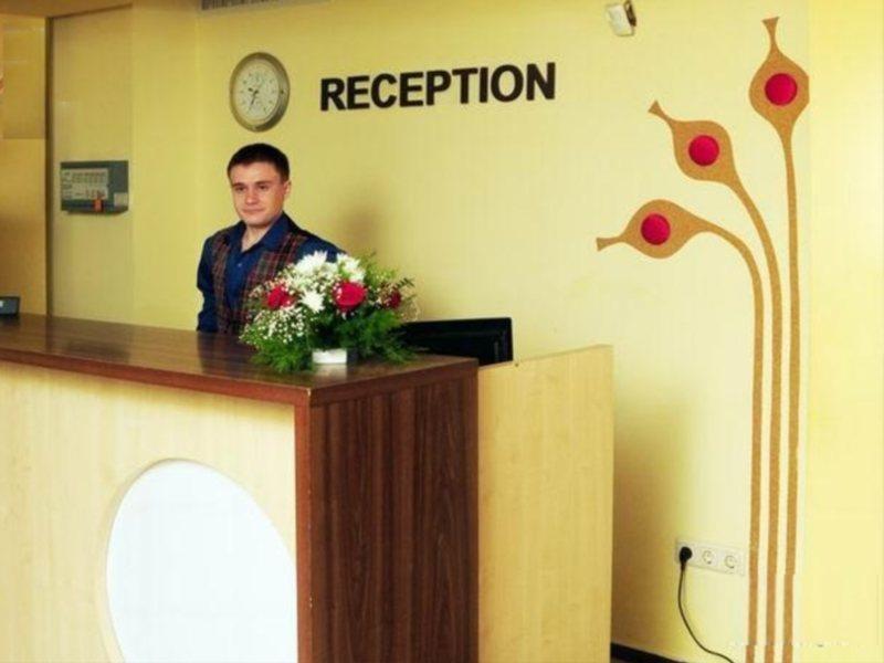 Hotel Neon ティミショアラ エクステリア 写真